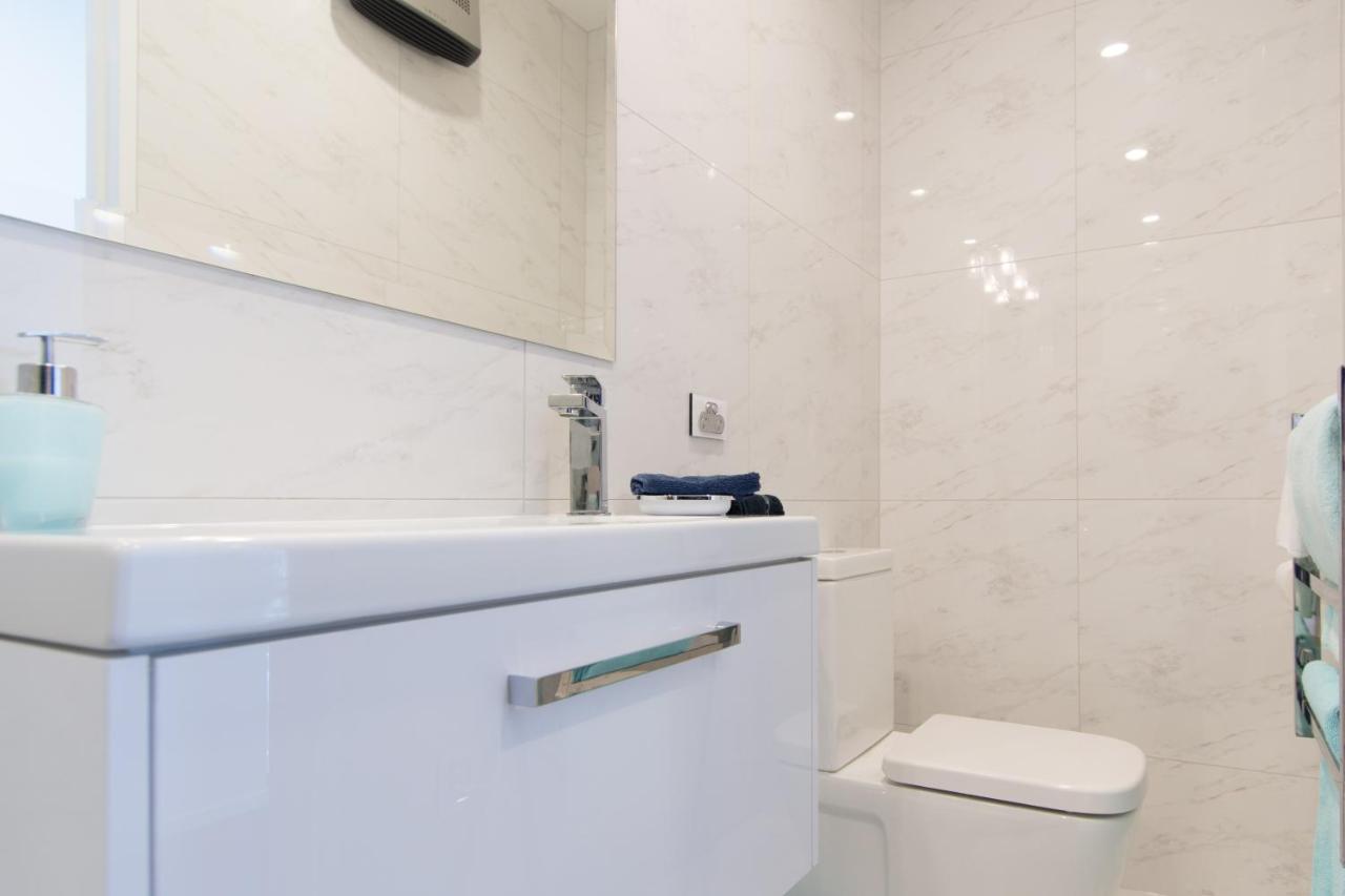 Aqua-Heights Apartment เนลสัน ภายนอก รูปภาพ